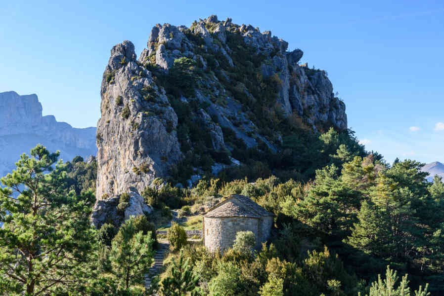 Huesca - Tella 11 - ermita de los Santos Juan y Pablo.jpg